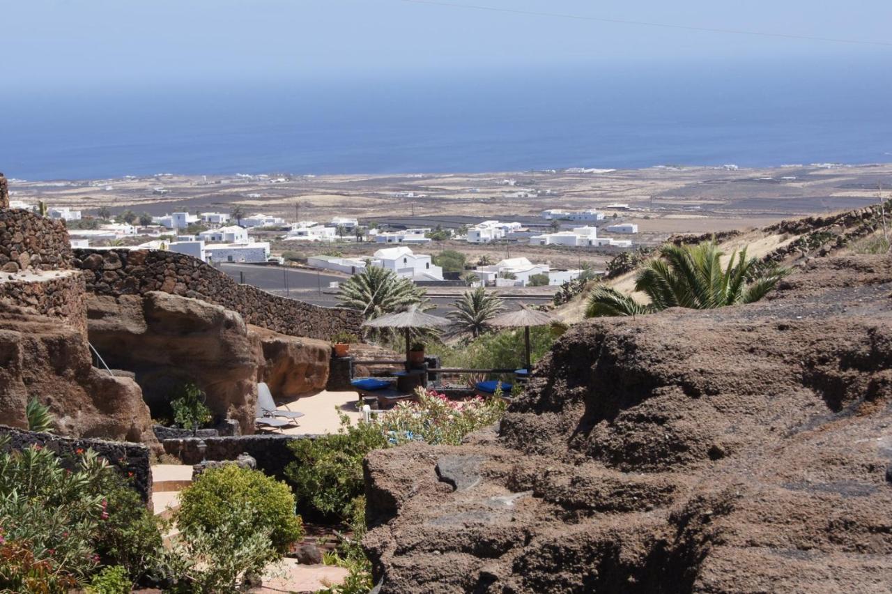 Castillo Lanzarote Villa Sophie - Luxury Villa -Sleep In A Volcanic Cave With Heated Pool Тиас Экстерьер фото
