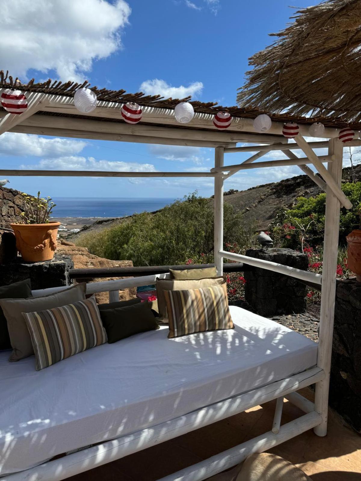 Castillo Lanzarote Villa Sophie - Luxury Villa -Sleep In A Volcanic Cave With Heated Pool Тиас Экстерьер фото