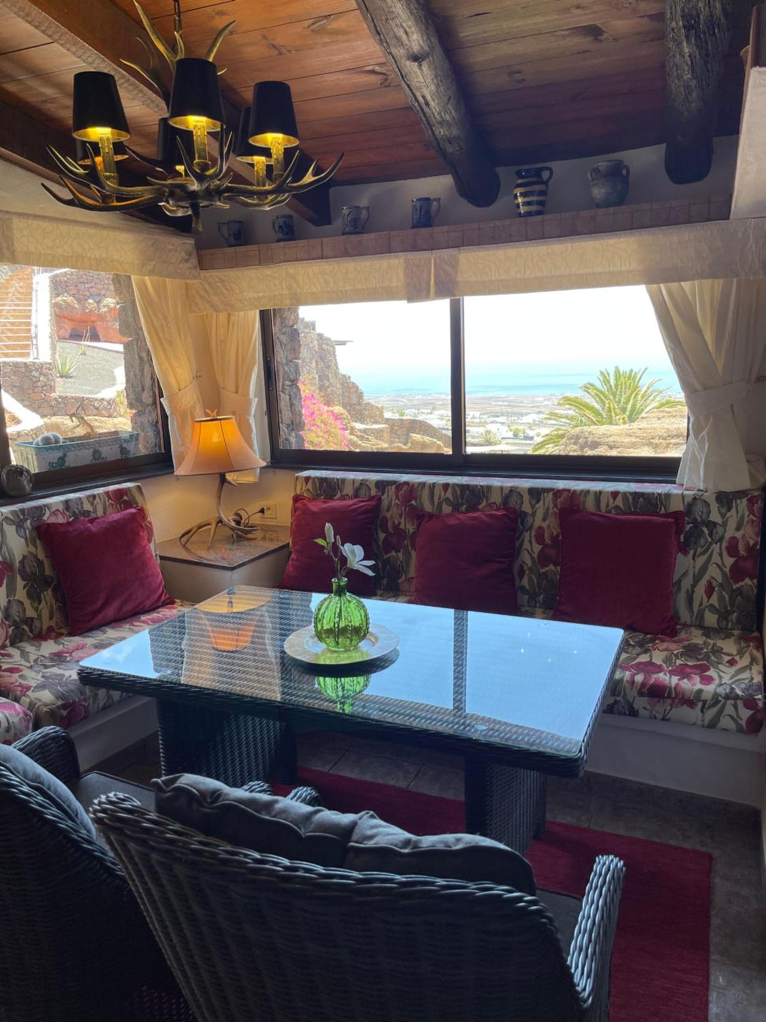 Castillo Lanzarote Villa Sophie - Luxury Villa -Sleep In A Volcanic Cave With Heated Pool Тиас Экстерьер фото